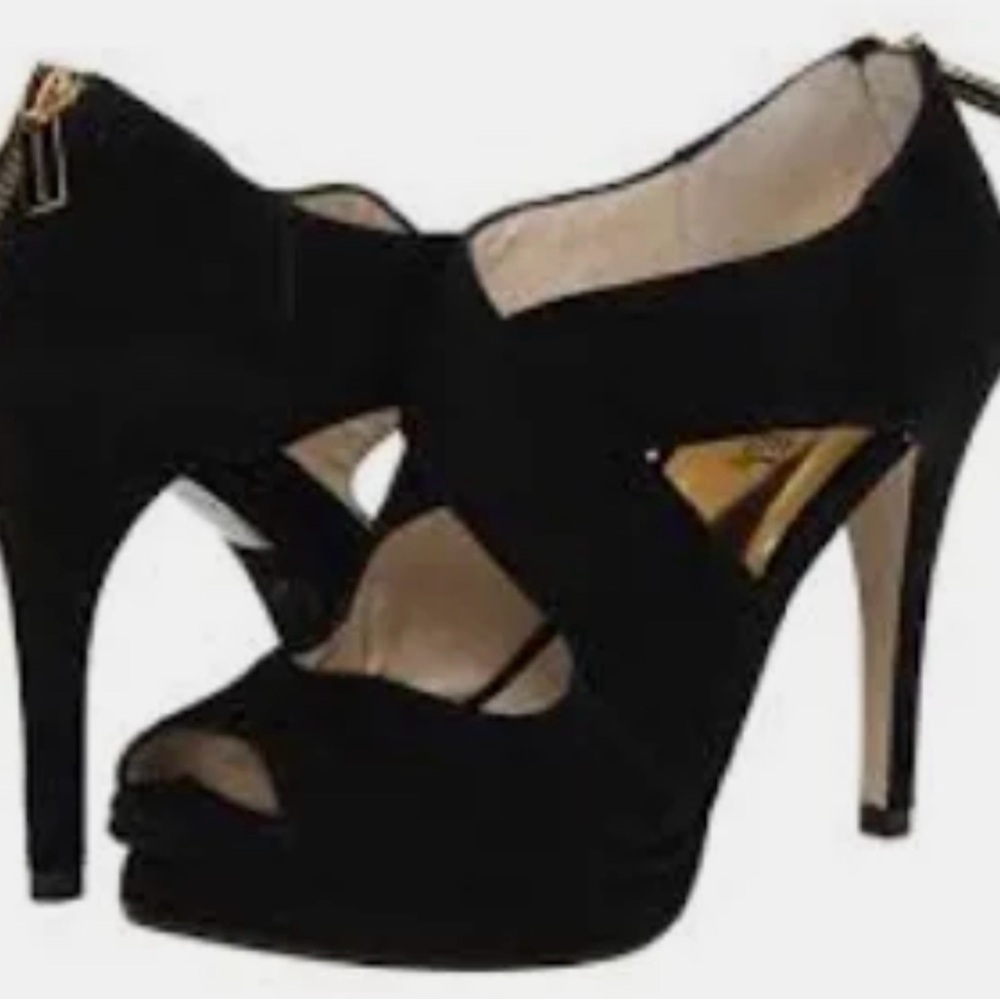 MICHAEL Michael Kors Elena Cross Strap Heel